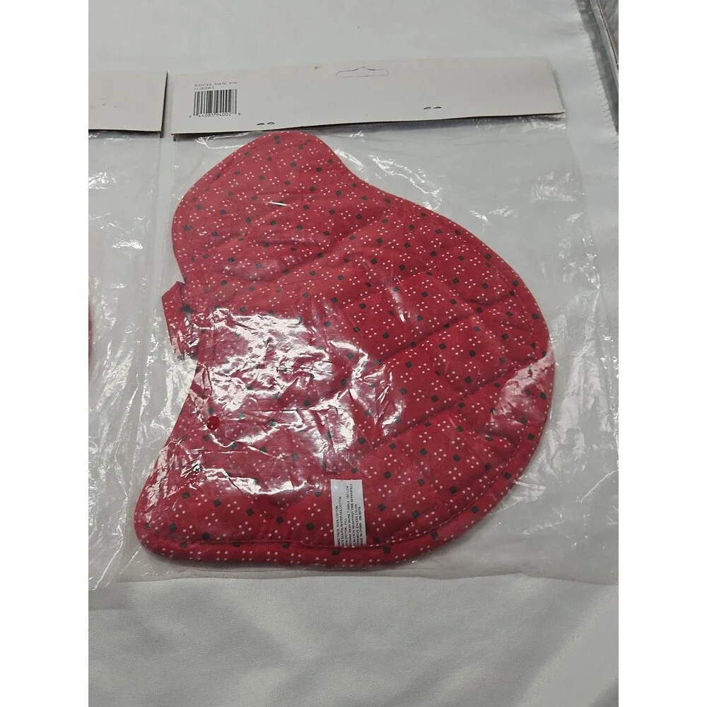 Set of 2 Christmas Potholder Vintage Cecil Saydah Christmas Farm Duck With Tree